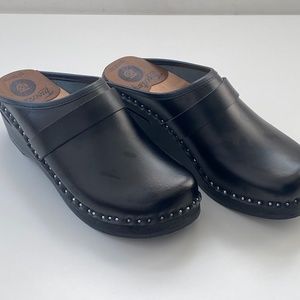 Troentorp Studded Black Leather Clogs size 40